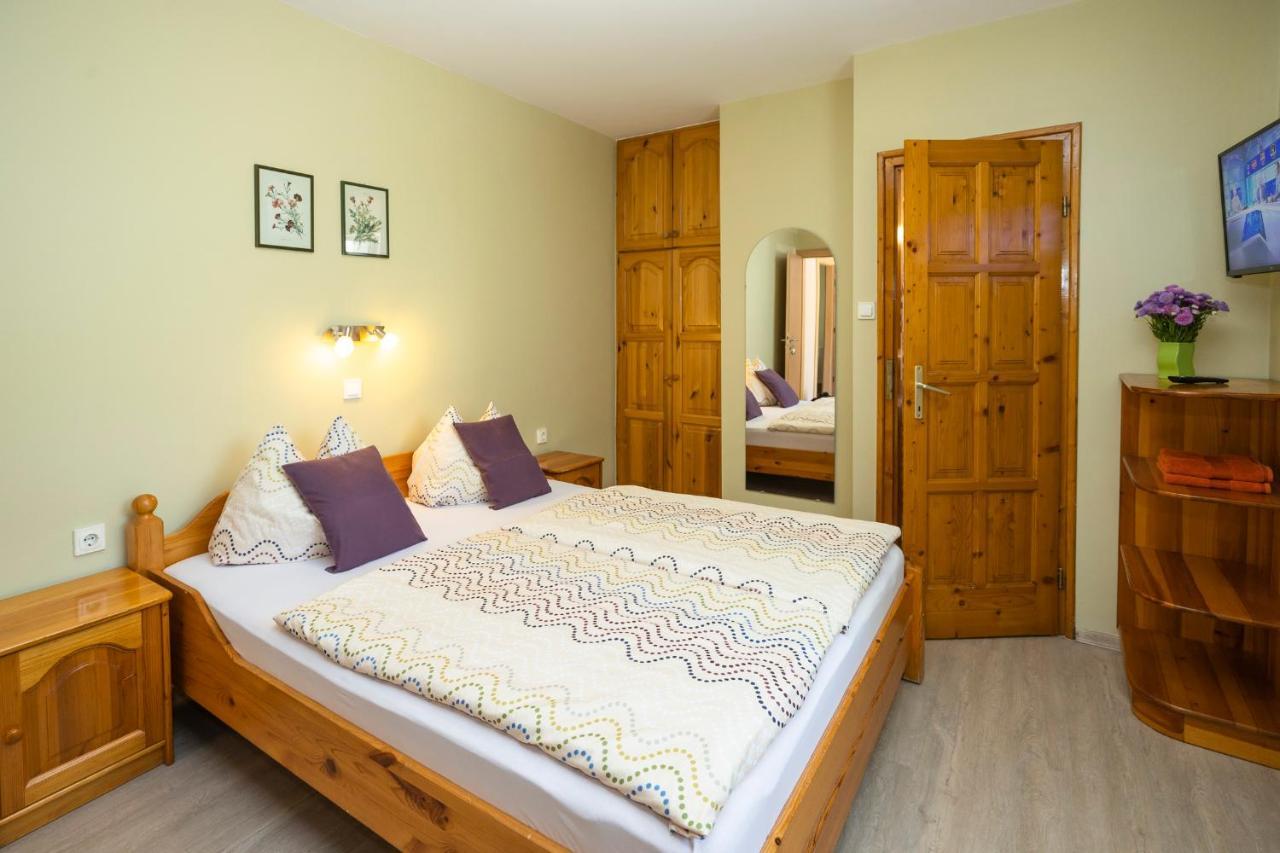 Cecey Apartman Eger Exteriér fotografie