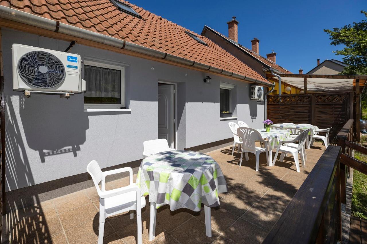 Cecey Apartman Eger Exteriér fotografie