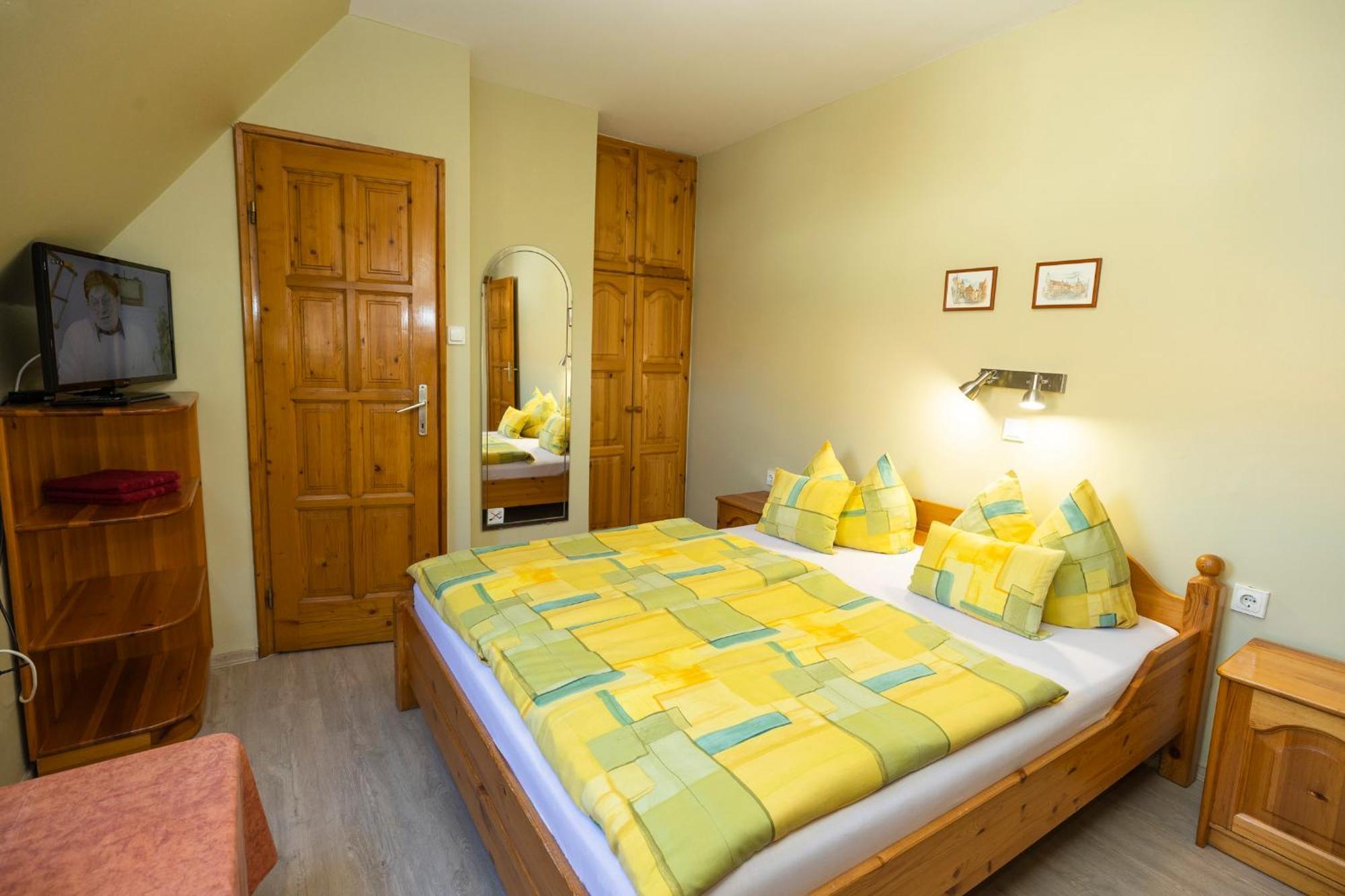 Cecey Apartman Eger Exteriér fotografie