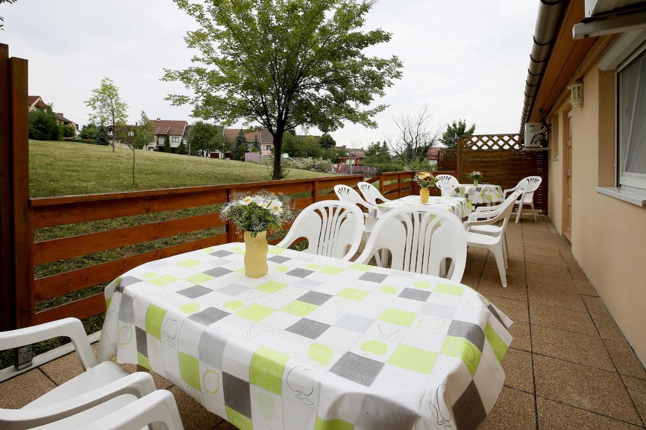 Cecey Apartman Eger Exteriér fotografie